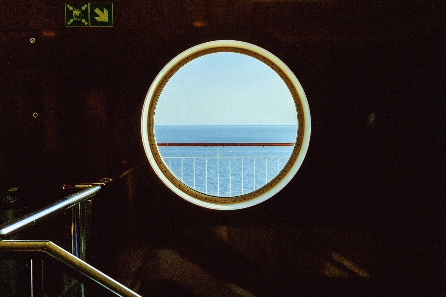 Ferry Oslo Kiel - Porthole