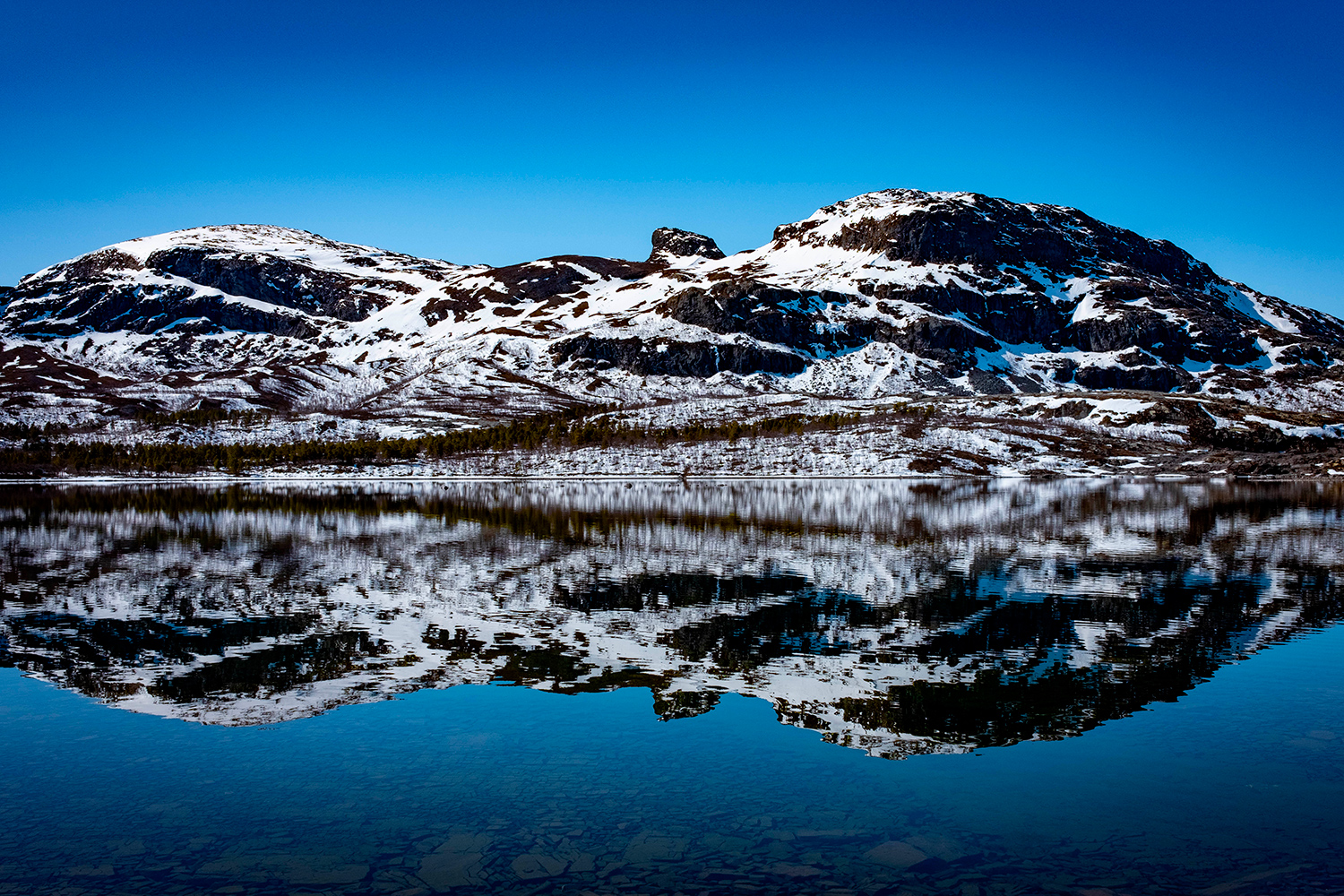 Lake - Stora Sjöfallet - Sweden