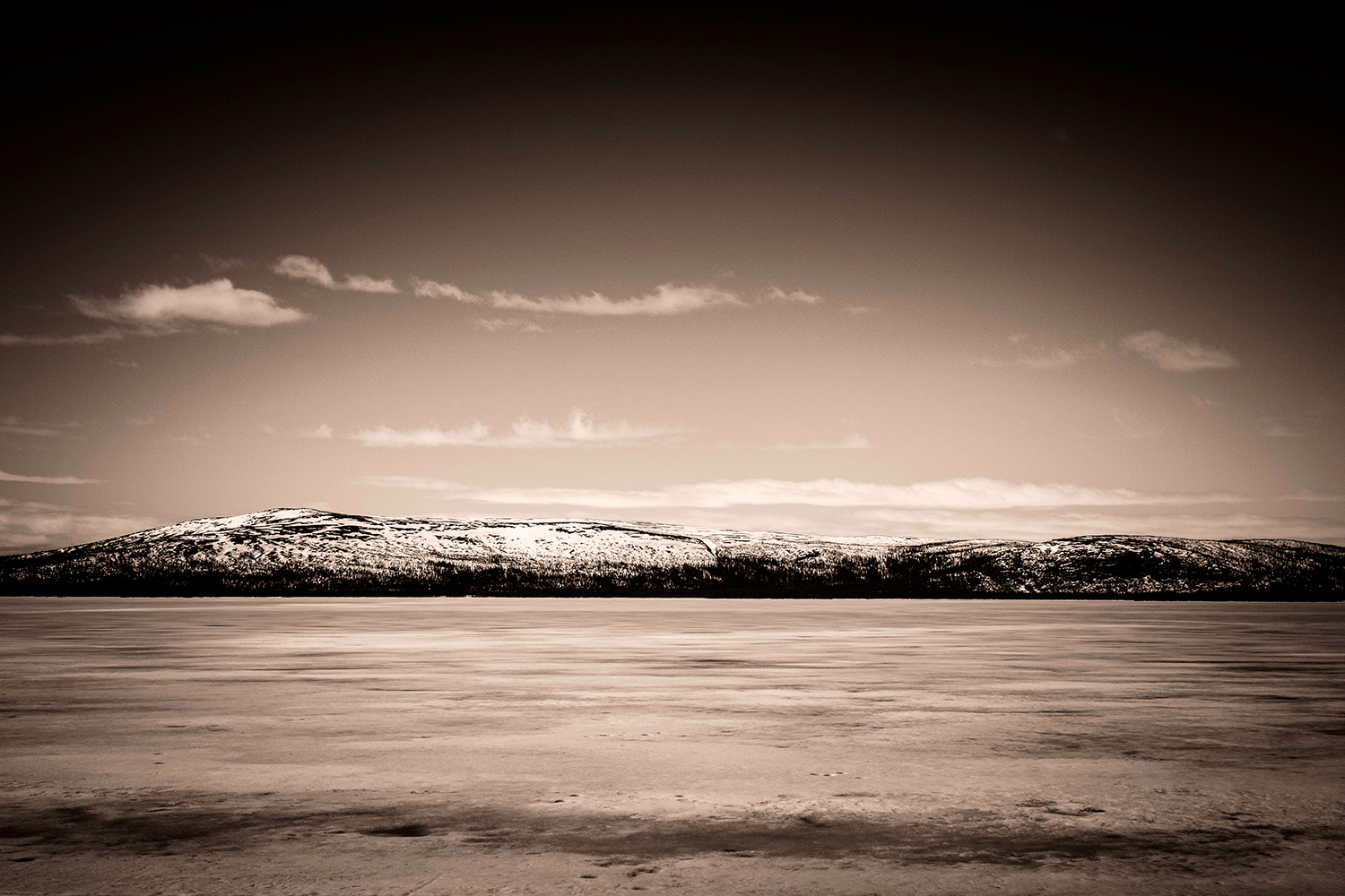 Frozen Lake - Stora Sjöfallet - Sweden